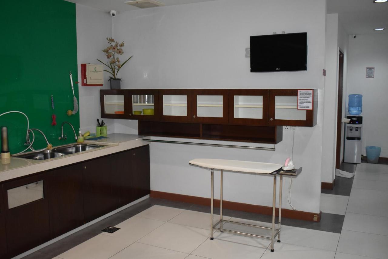 Wl Hotel Kampung Baharu Sungai Buluh Екстериор снимка